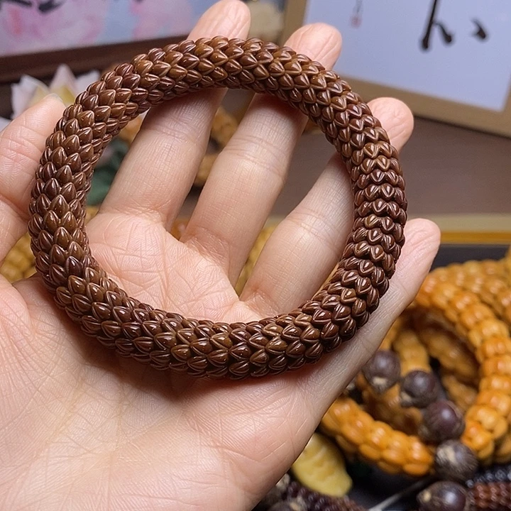 猴头核桃吊坠紫金鼠