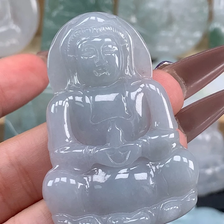 颈饰未镶嵌翡翠观音