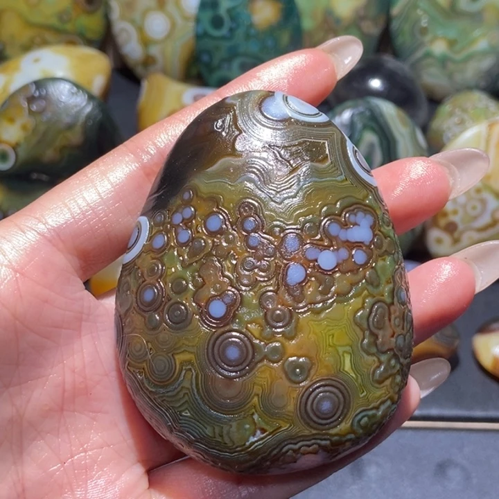 【闪购商品】未镶嵌玛瑙/玉髓珠宝奇石o