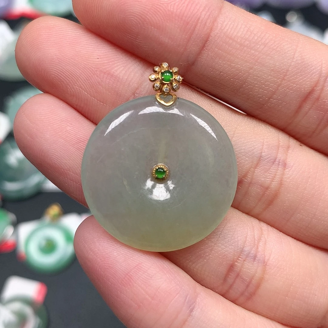 颈饰足金镶嵌翡翠翡翠吊坠