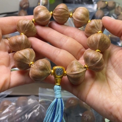 楊***超橄榄核手串/手链228