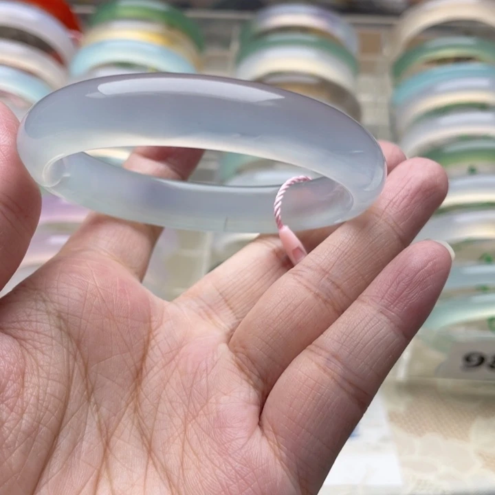 手镯玛瑙/玉髓未镶嵌56圈口