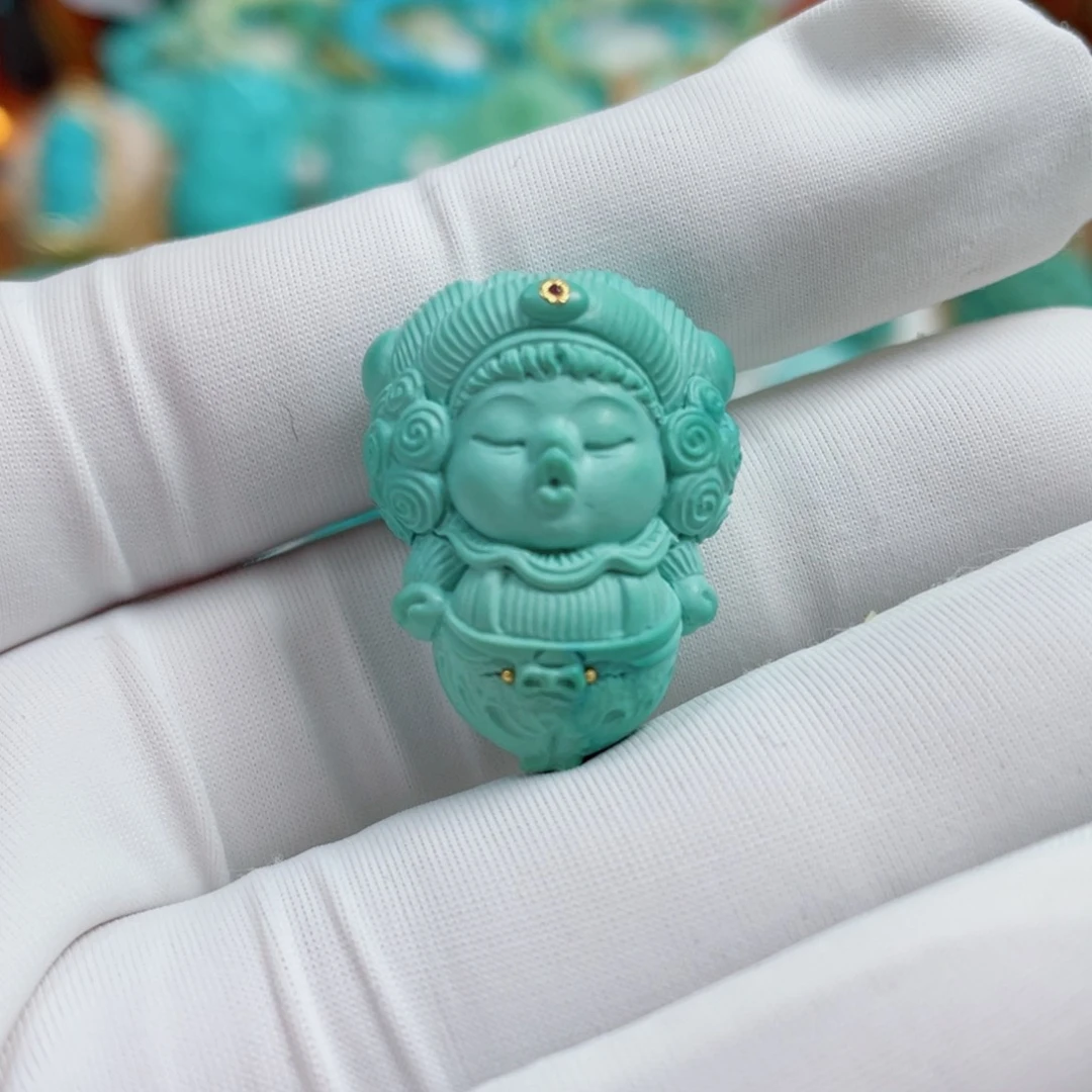 绿松石未镶嵌珠宝奇石