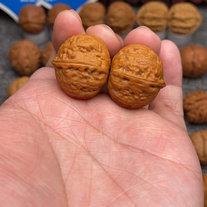 文玩核桃把件…………