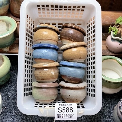 紫砂花盆588微瑕品口径3.5左右