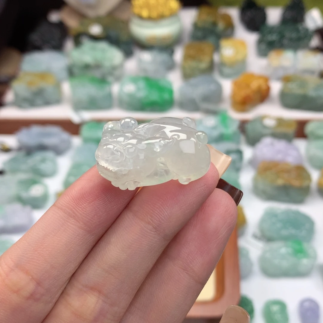 翡翠未镶嵌颈饰翡翠貔貅20