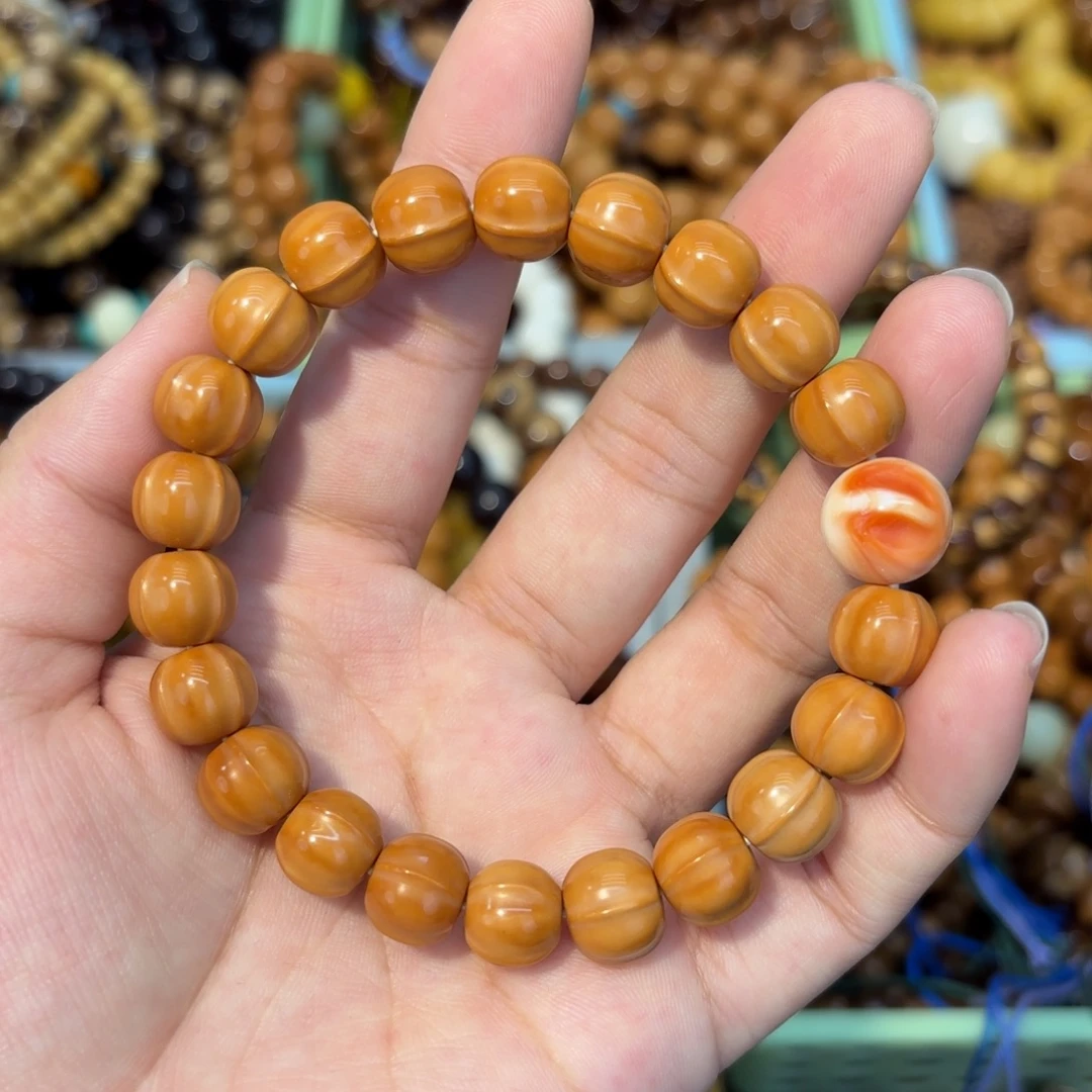 吊坠白玉菩提卡10鲨鱼背