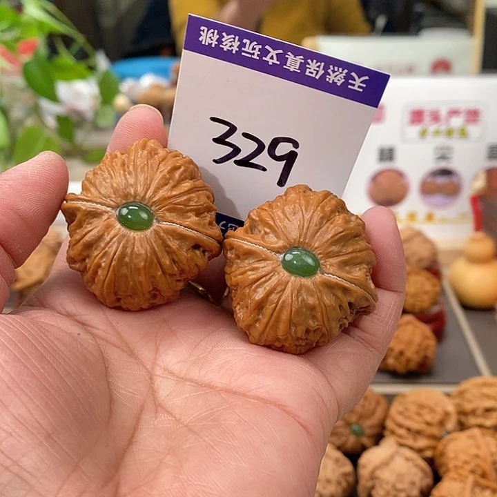 文玩核桃把件39银镶玉铁锤