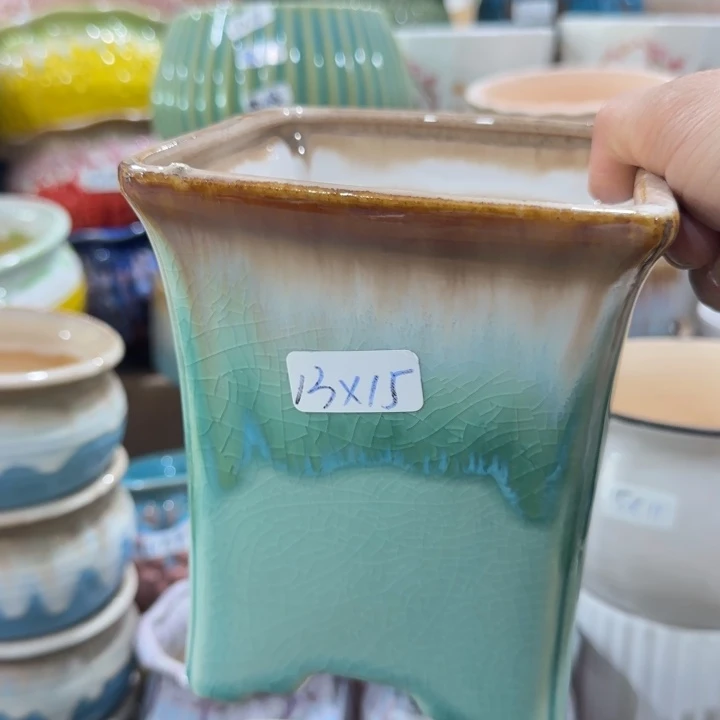 凑9块包邮，有孔，陶瓷花盆