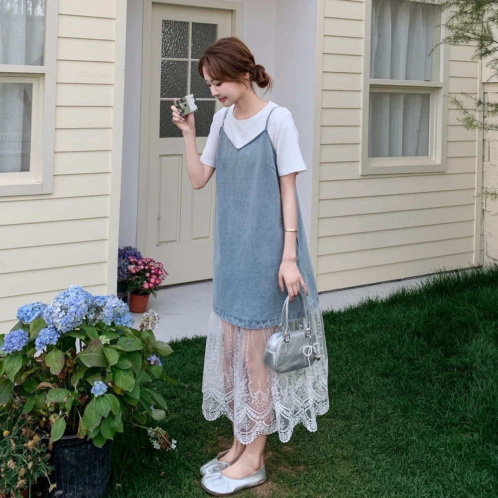 设计感蕾丝拼接两件牛仔吊带短袖连衣裙女2025夏季新款时尚百搭