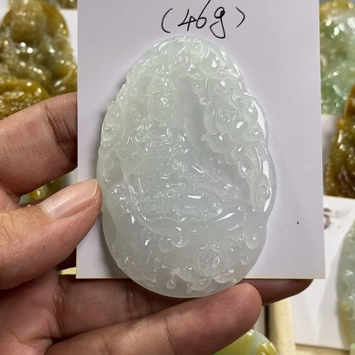 颈饰未镶嵌翡翠能**L观音