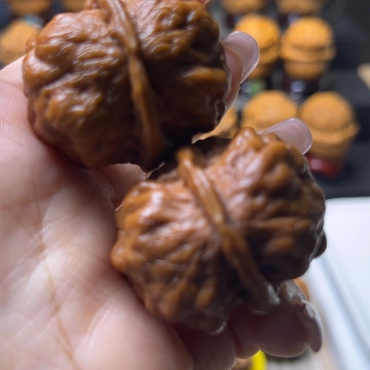 吊坠文玩核桃肌肉蟾37尺14Y