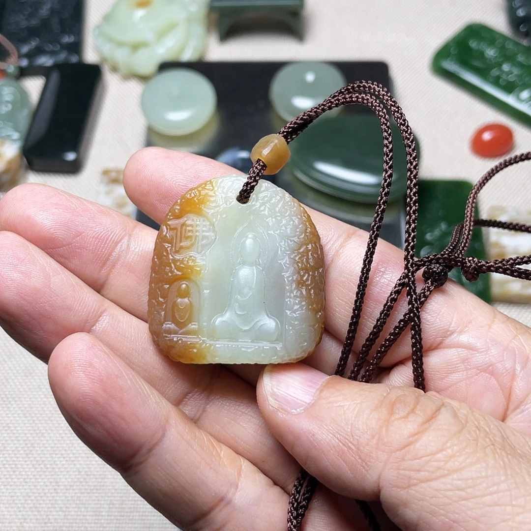 梦***境和田玉（糖玉）未镶嵌颈饰