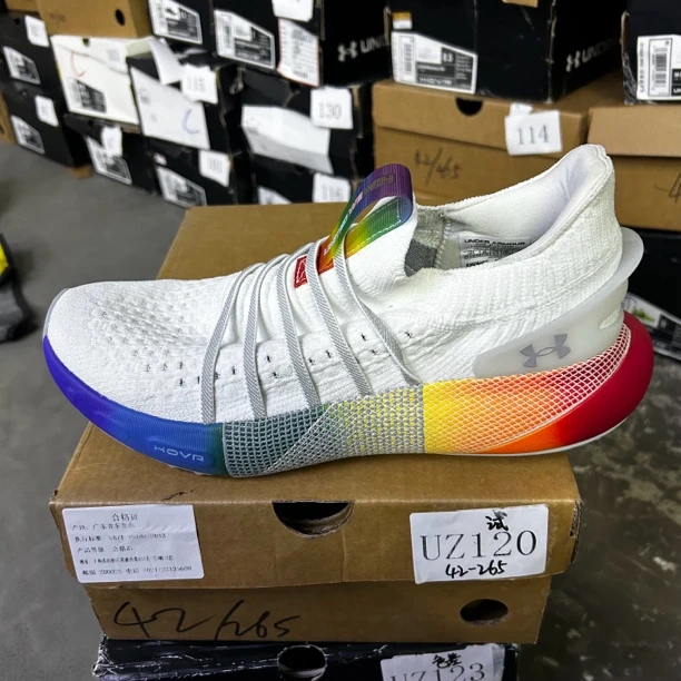 断码运动鞋-安德玛-UZ120