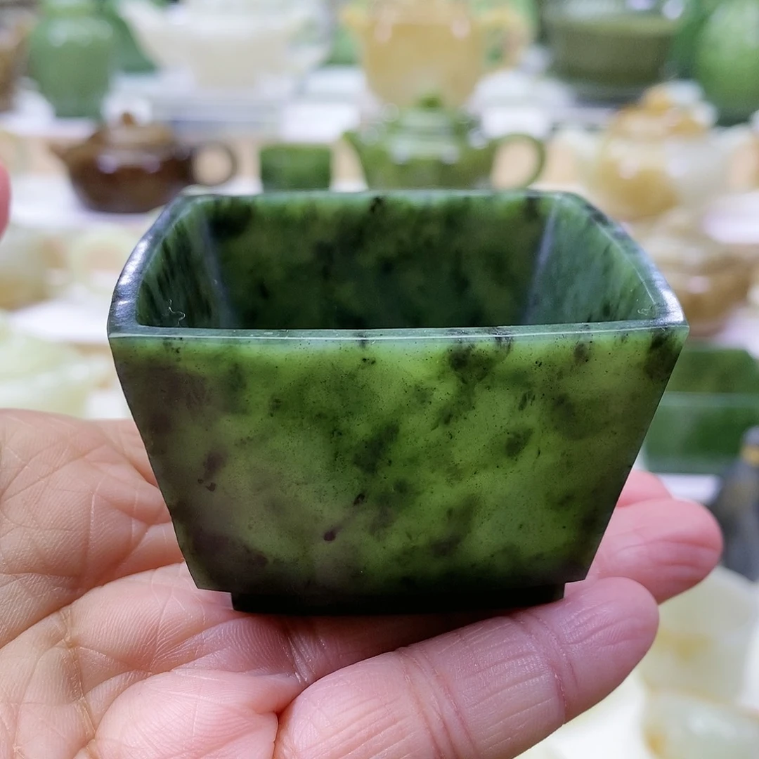 和田玉茶杯未镶嵌