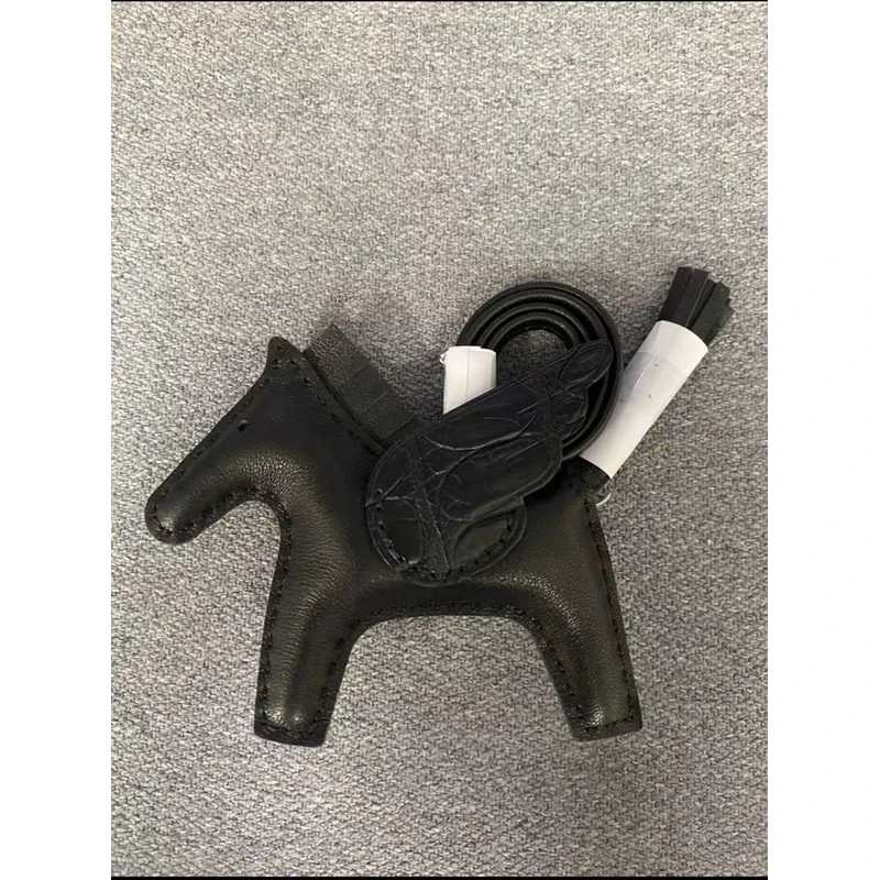 二号链接【按编码下单】2025新年新挂件肩带 L N