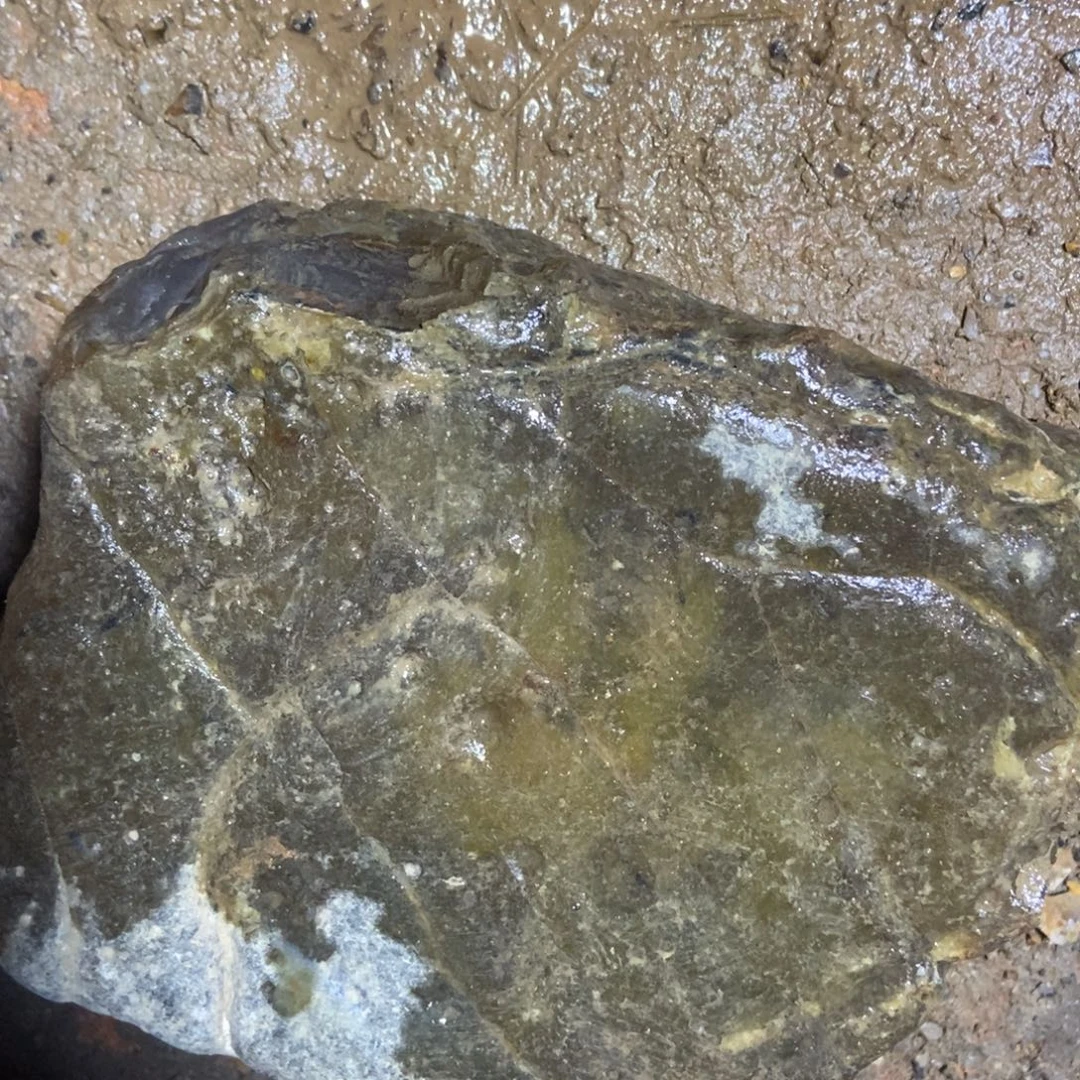 Q****定制玛瑙原石切开不退