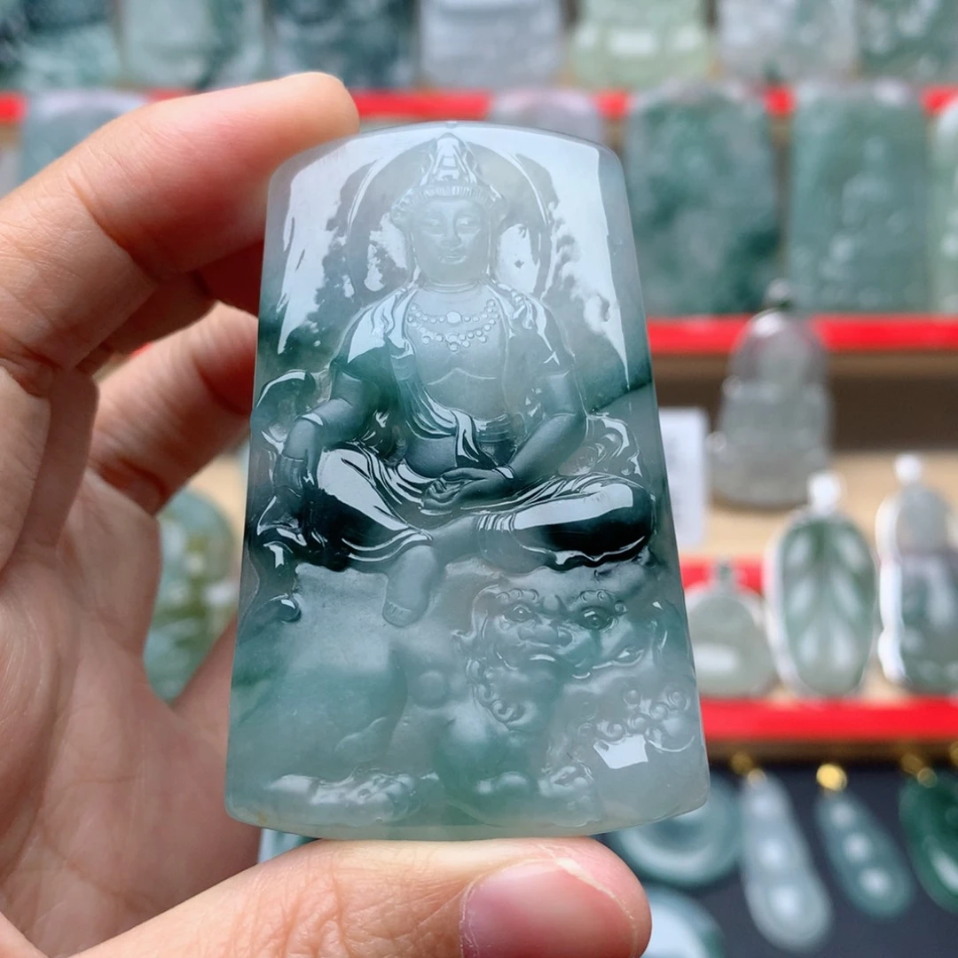 翡翠颈饰未镶嵌文殊