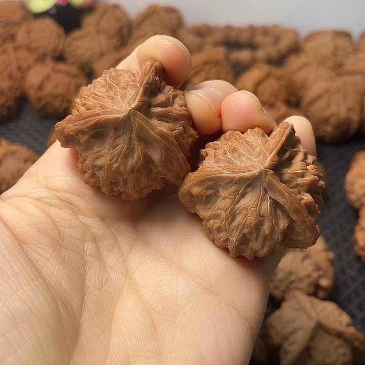 文玩核桃把件37盘山