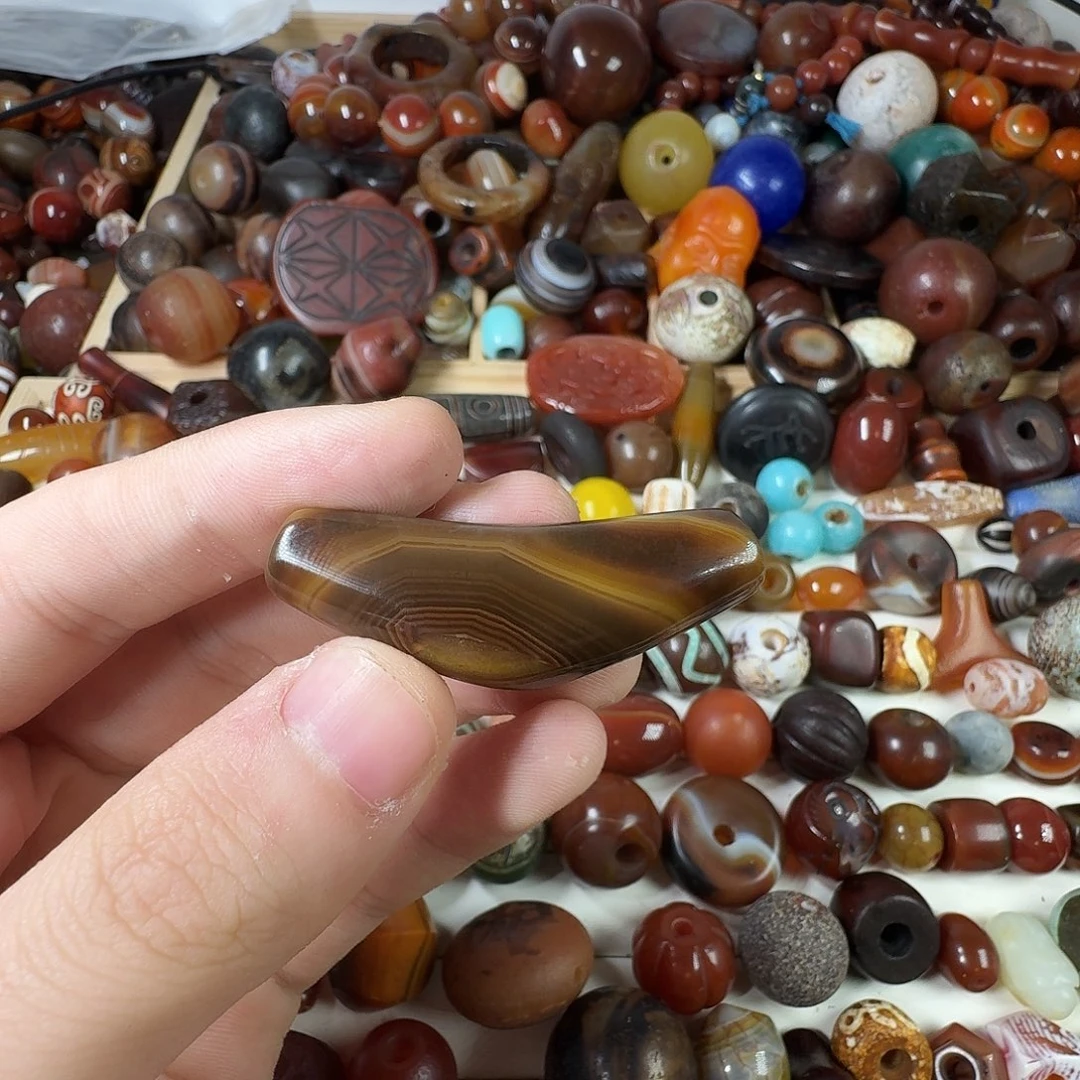 玛瑙/玉髓未镶嵌纯天然玛瑙