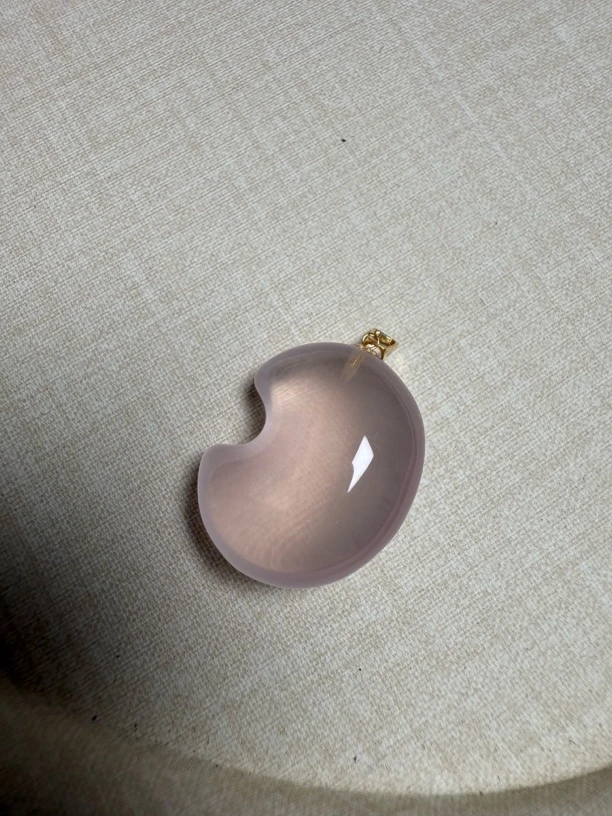 粉水晶月亮 18K镶嵌 23*18.6毫米