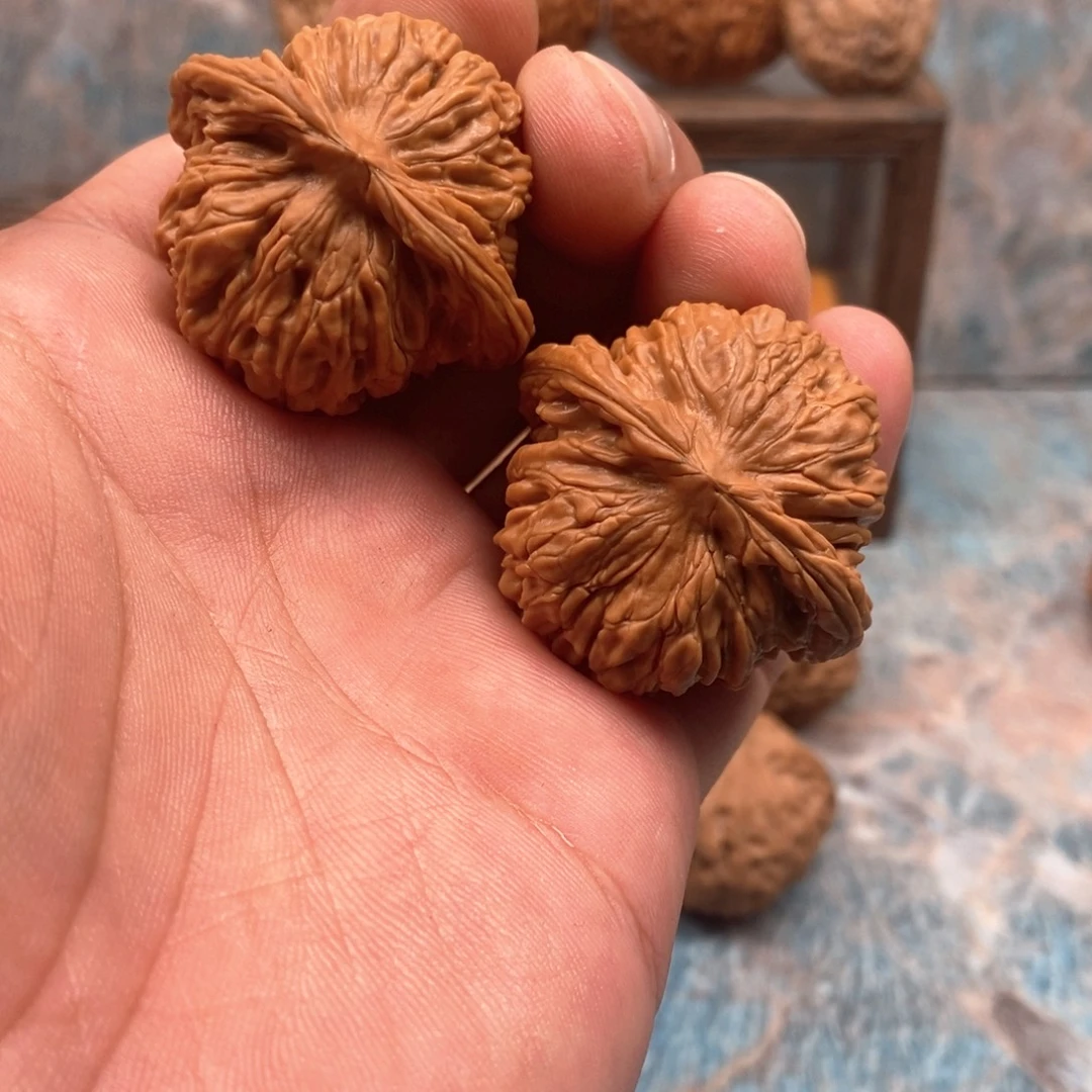 文玩核桃吊坠汉高楼