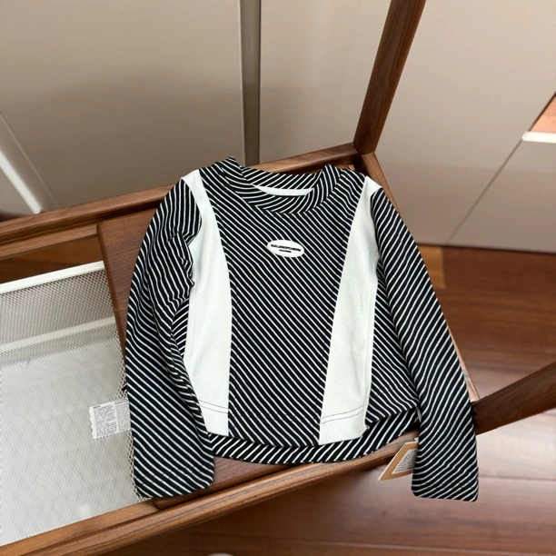 【编号F348】C486-01-儿童条纹拼接撞色打底衫黑色-YJ