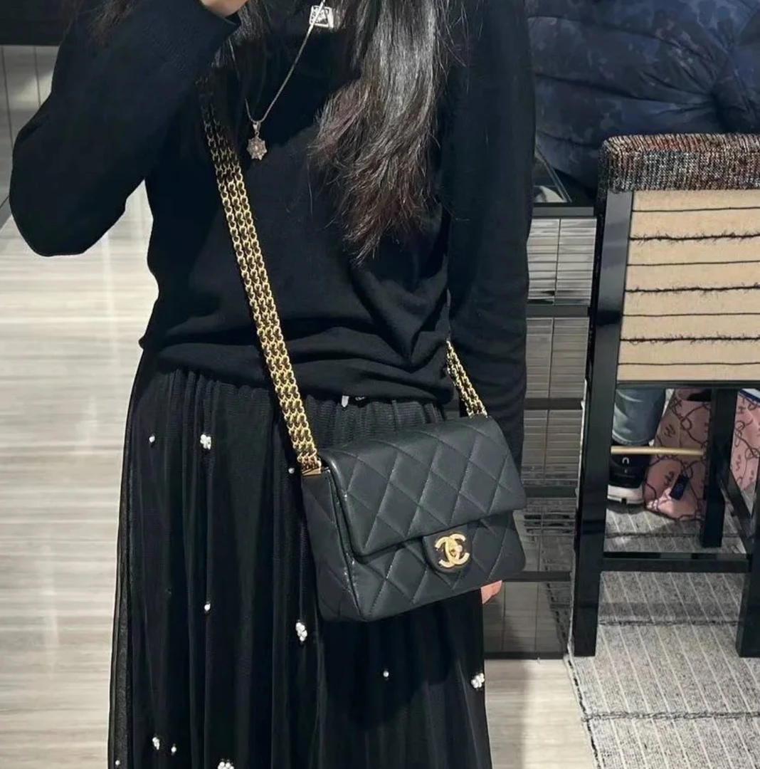 95新 Chanel/香奈儿 多多奢品/香奈儿黑金瀑布荔枝牛方胖子/98新