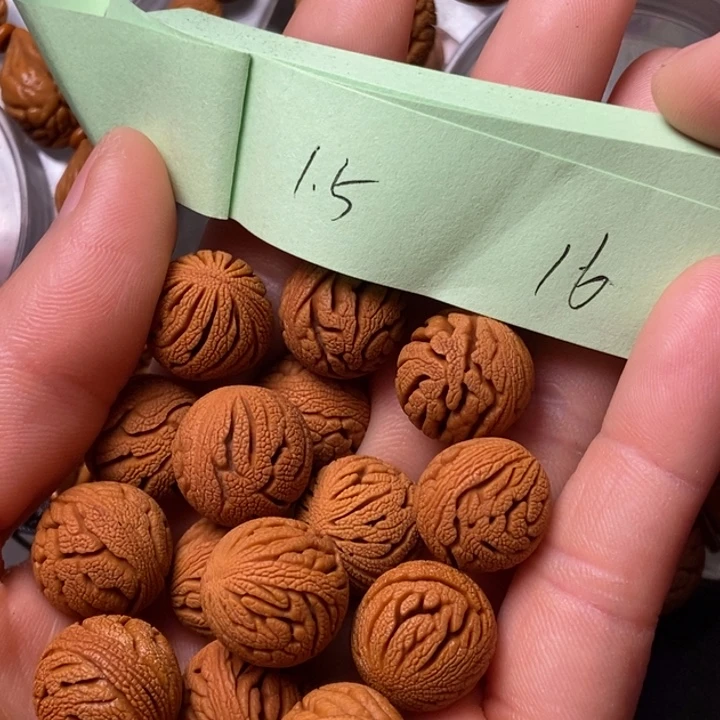 吊坠桃核陕西秦岭山桃核