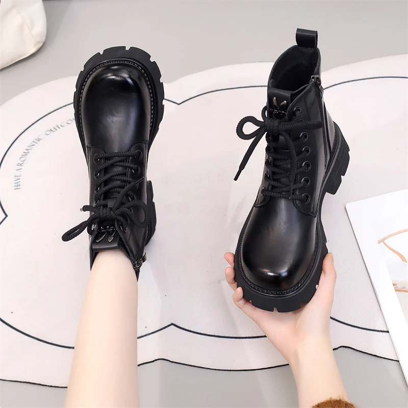 厚底马丁靴女2025秋冬季新款英伦风时尚百搭休闲增高加绒防滑短靴