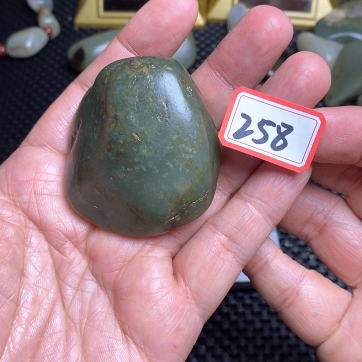 未镶嵌和田玉把件258