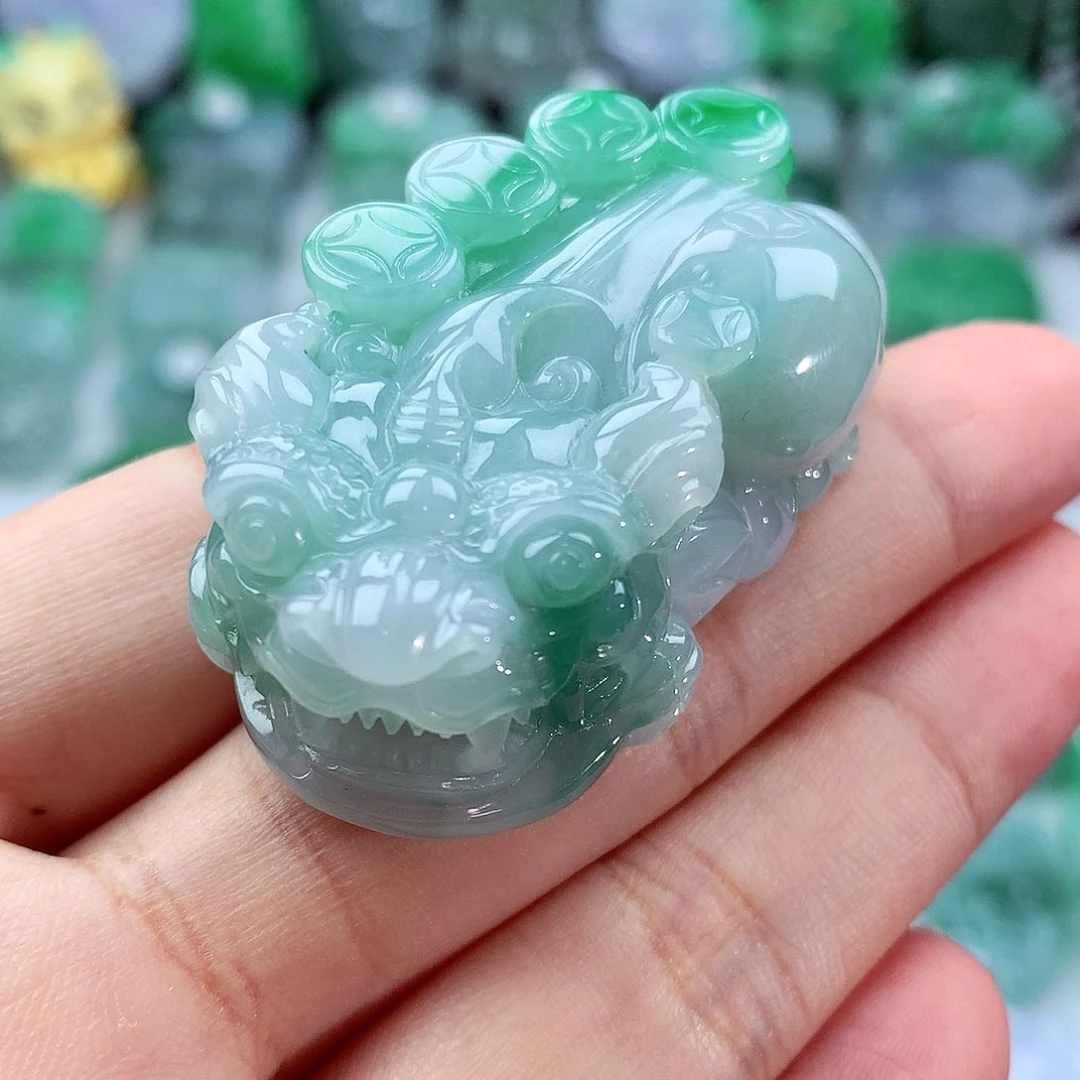 K***明翡翠未镶嵌颈饰翡翠