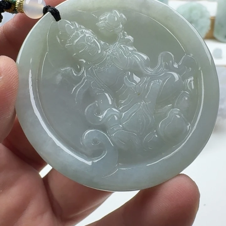 翡翠未镶嵌颈饰天然缅甸A货翡翠