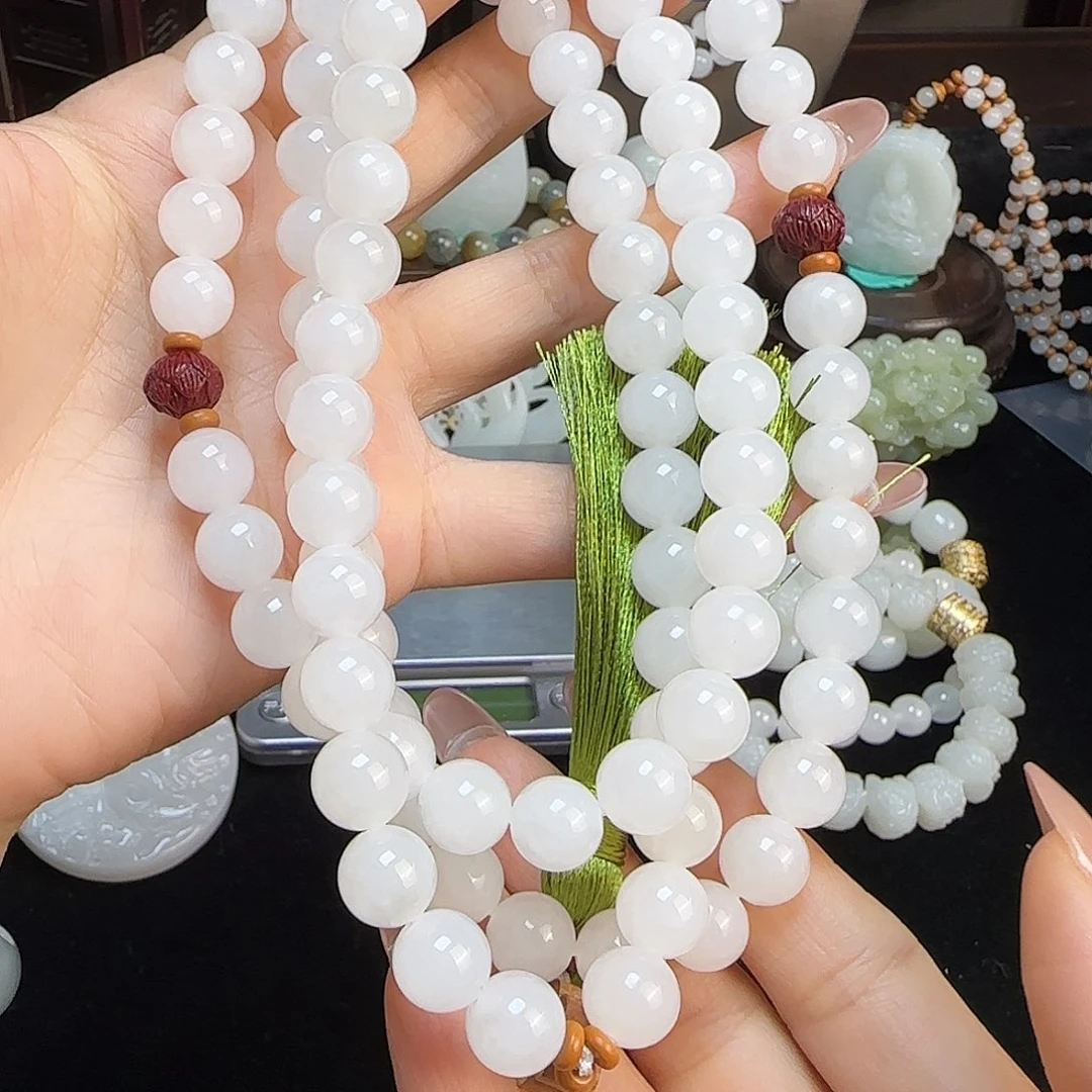 和田玉未镶嵌颈饰定制发货