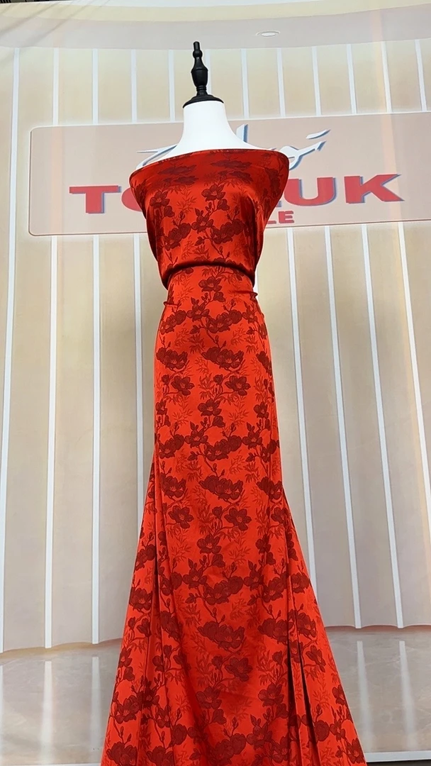 ingilishim枣红色提花布料3米