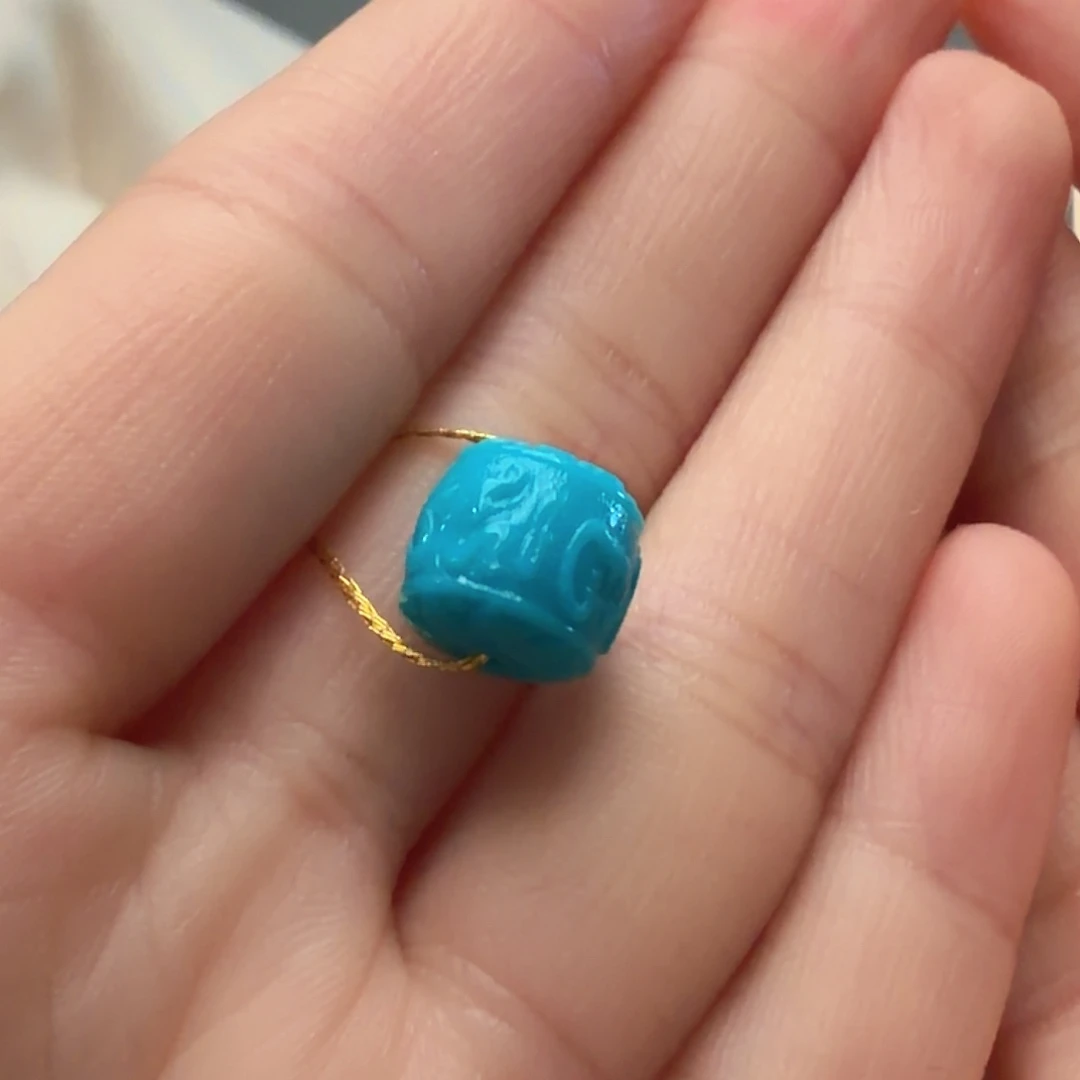 绿松石未镶嵌颈饰