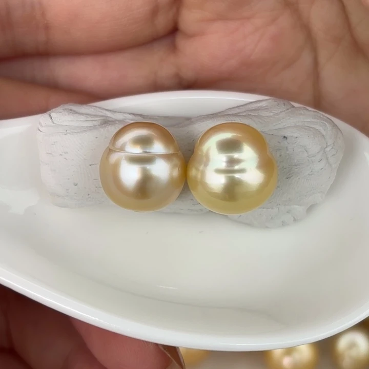 定制海水珍珠未镶嵌裸珠12-14mm金珠葫芦裸珠两颗