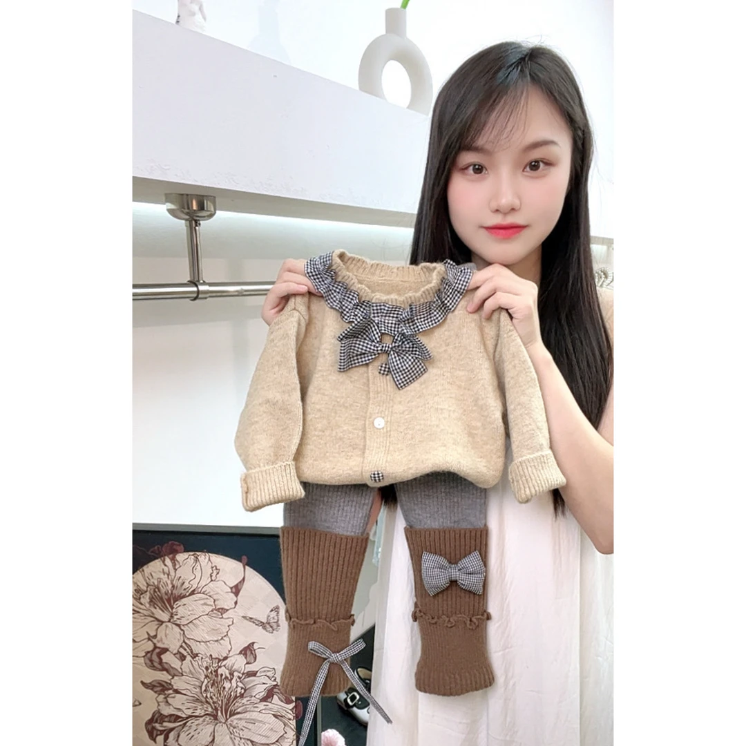 【奶芙童装】原创设计秋冬女童咖色格子毛衣灰拼咖格子针织裤套装