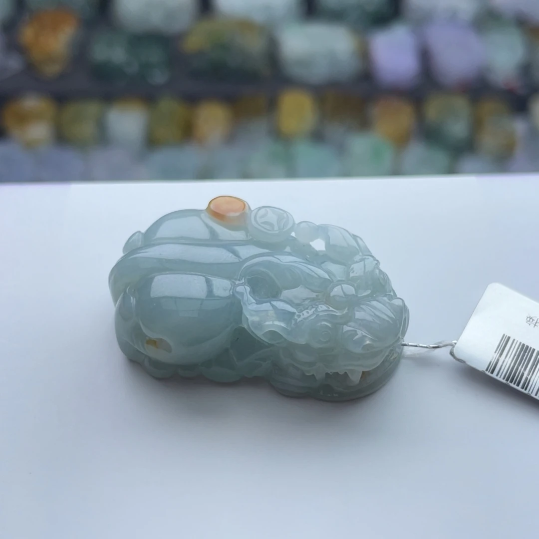 翡翠颈饰未镶嵌貔貅