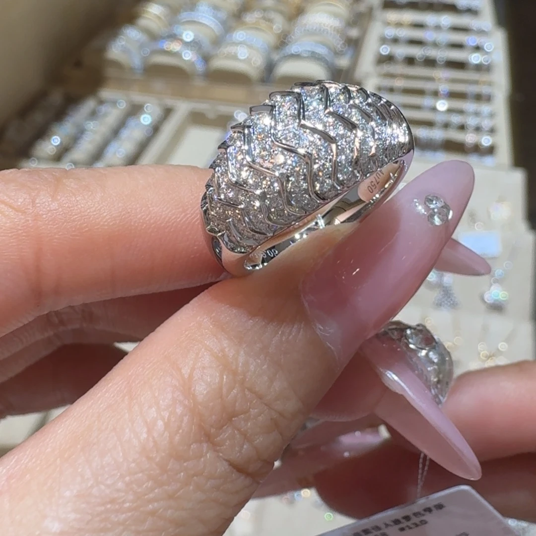 钻石戒指/指环18K金镶嵌