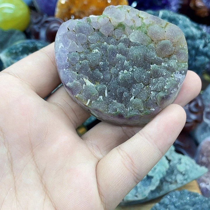 紫晶未镶嵌大型摆件（非配饰）