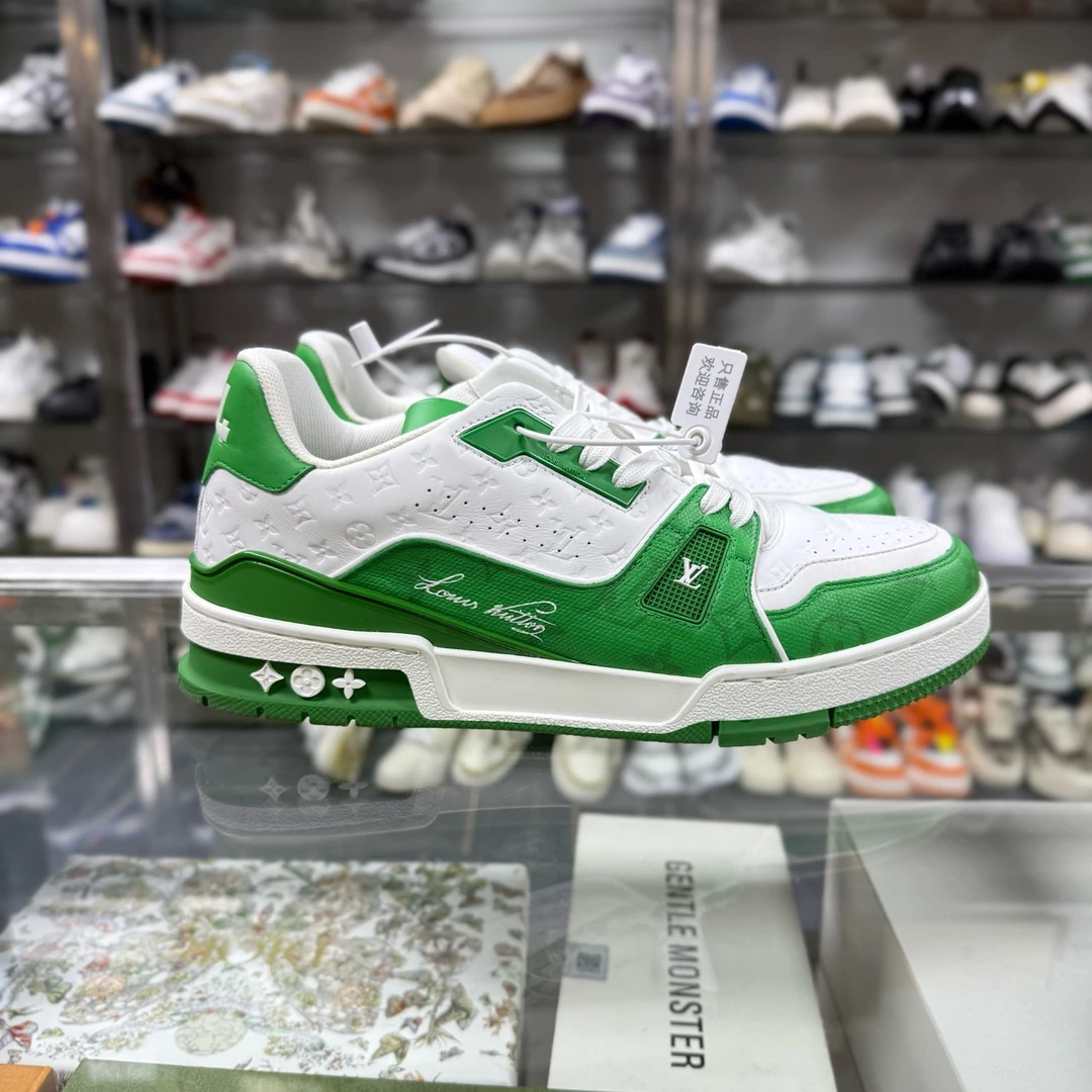 99新 LouisVuitton/路易威登 TRAINER 白绿满印 尺码/UK7 YH15501