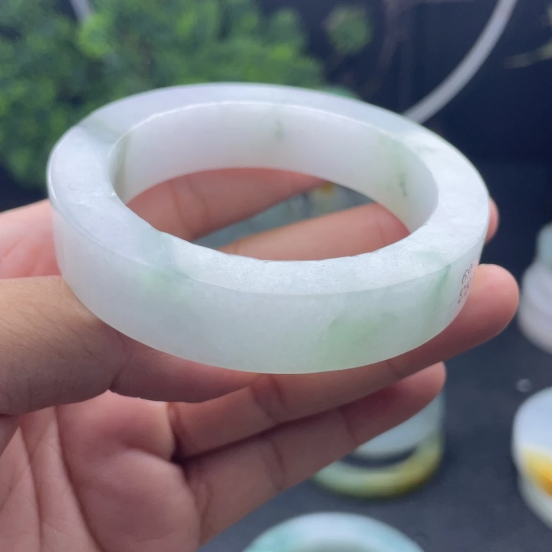 定制翡翠不退不换未镶嵌