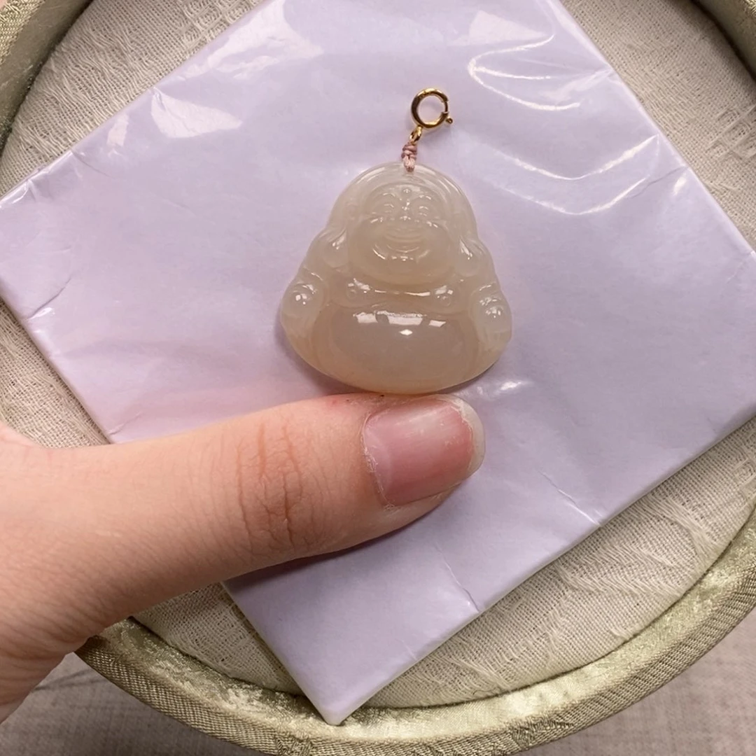 颈饰未镶嵌和田玉佛公