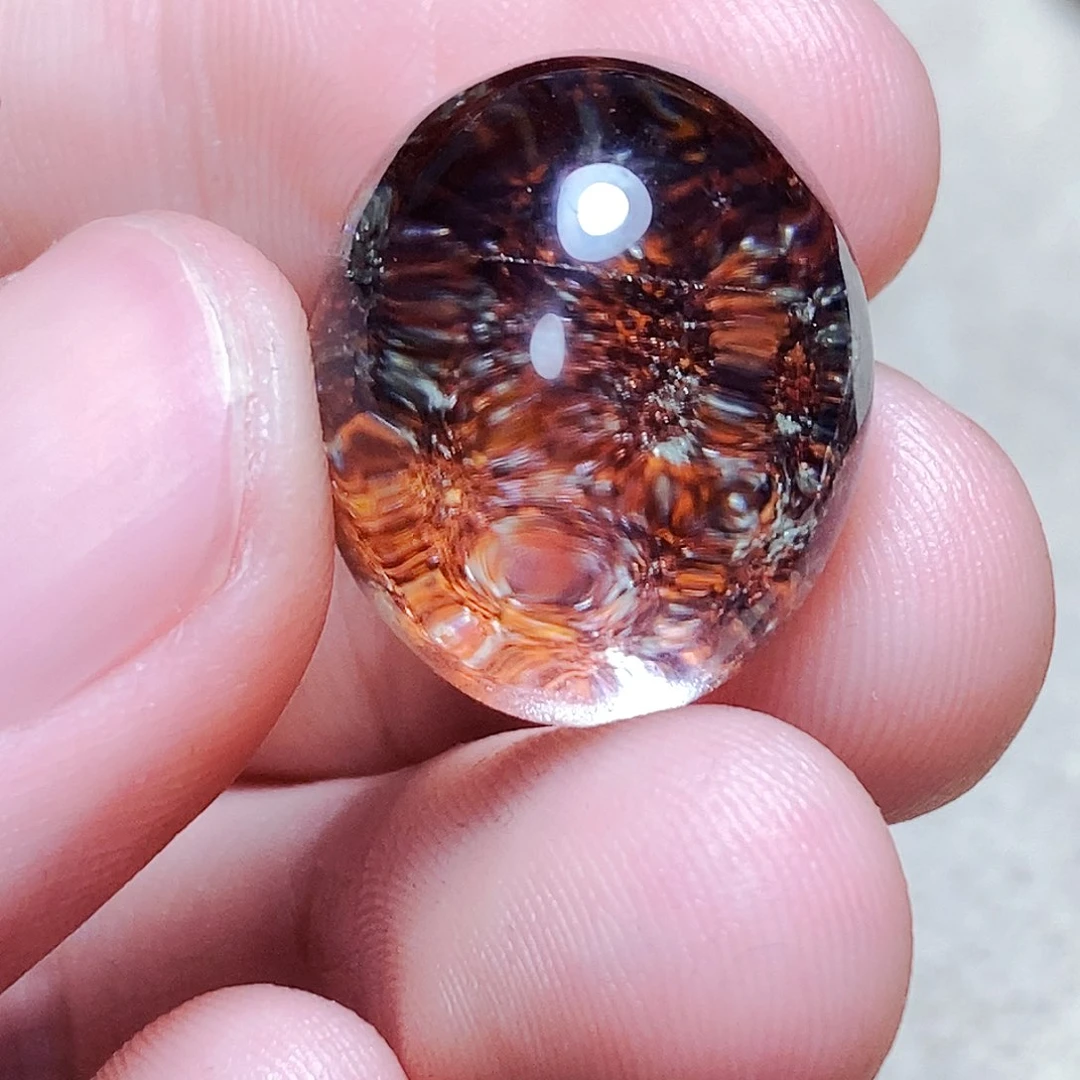 水晶颈饰未镶嵌玉*人