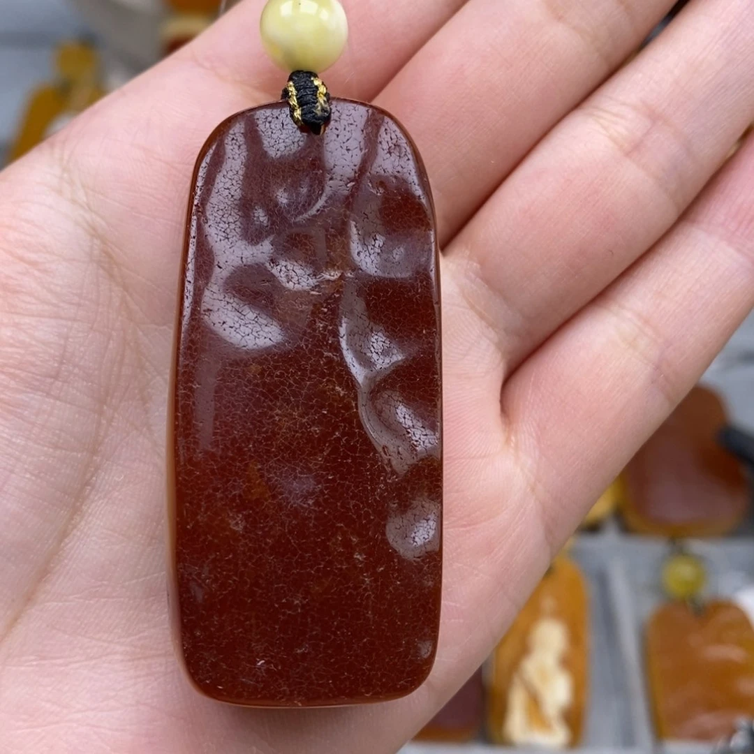 未镶嵌琥珀珠宝奇石