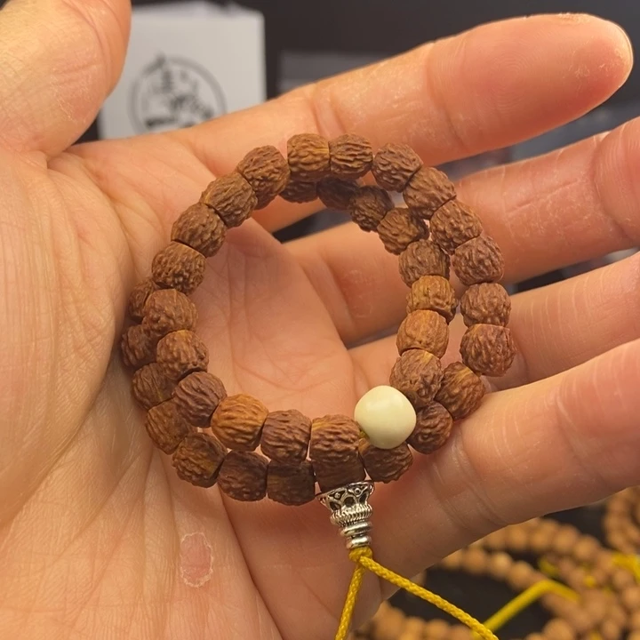 吊坠凤眼菩提国产凤眼酸枣核藏切手串