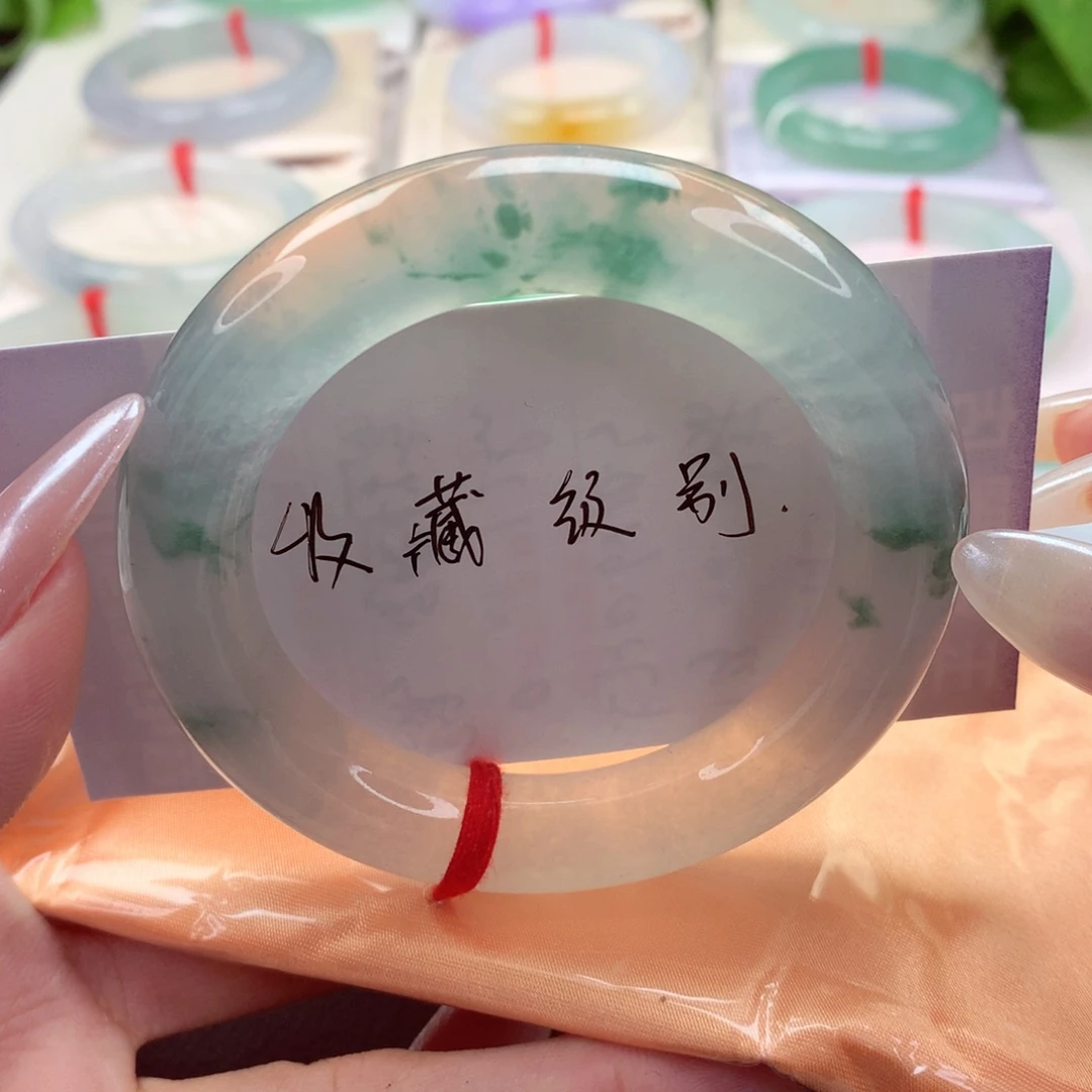 未镶嵌手镯翡翠52.8高冰玻，一秒心动！！！小柒