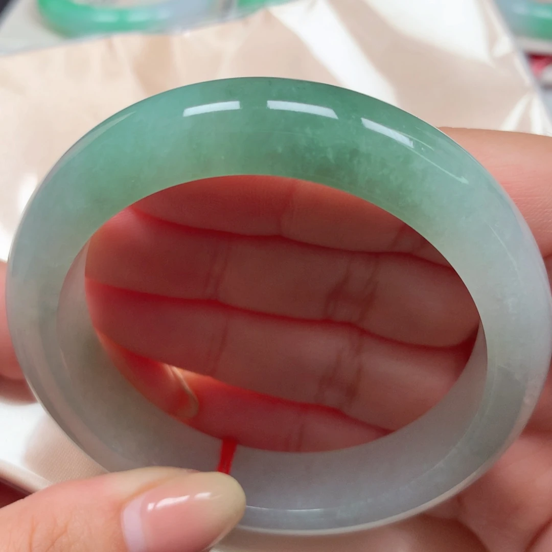 翡翠未镶嵌手镯13宽版冰绿