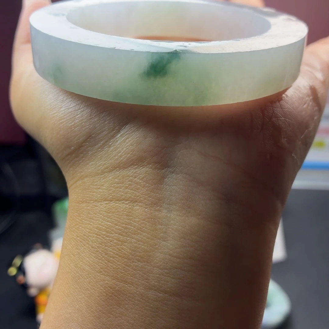 芊***阁定制翡翠未镶嵌多样性选一